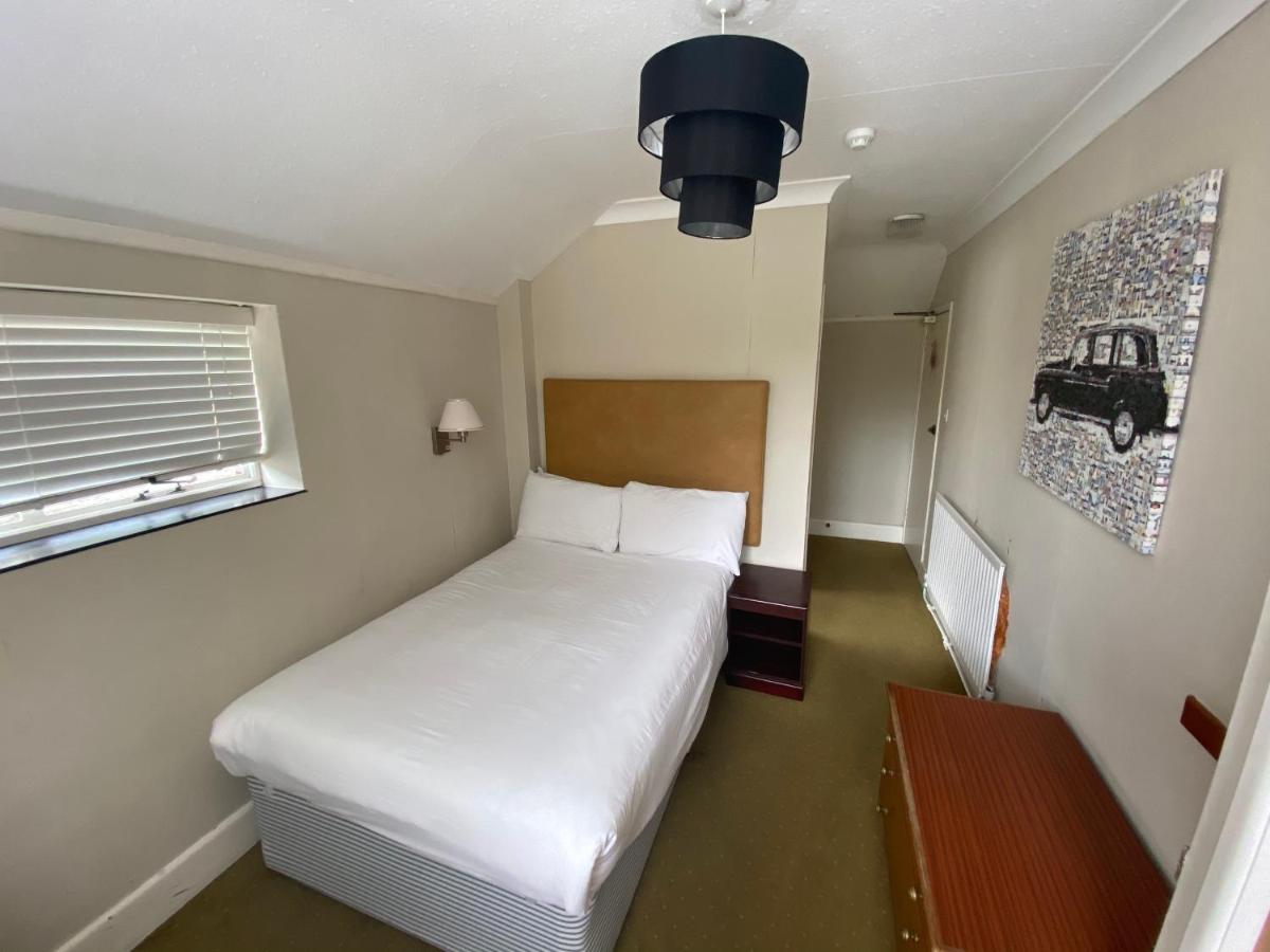 בורנמות' Hinton Firs Hotel מראה חיצוני תמונה