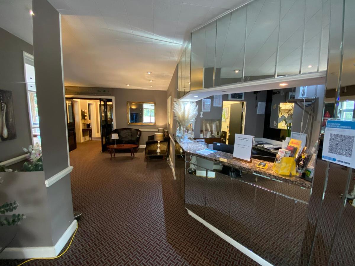 בורנמות' Hinton Firs Hotel מראה חיצוני תמונה