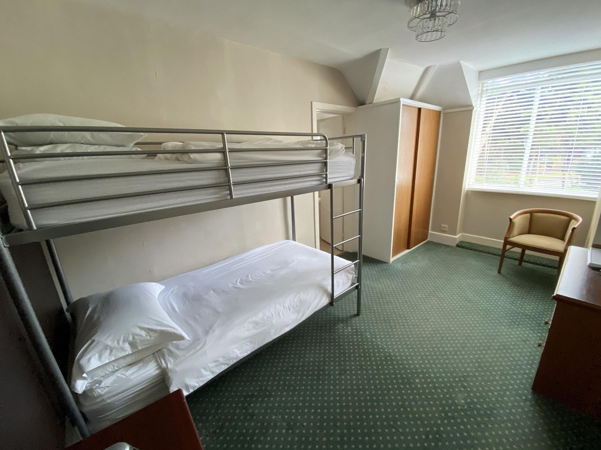 בורנמות' Hinton Firs Hotel מראה חיצוני תמונה