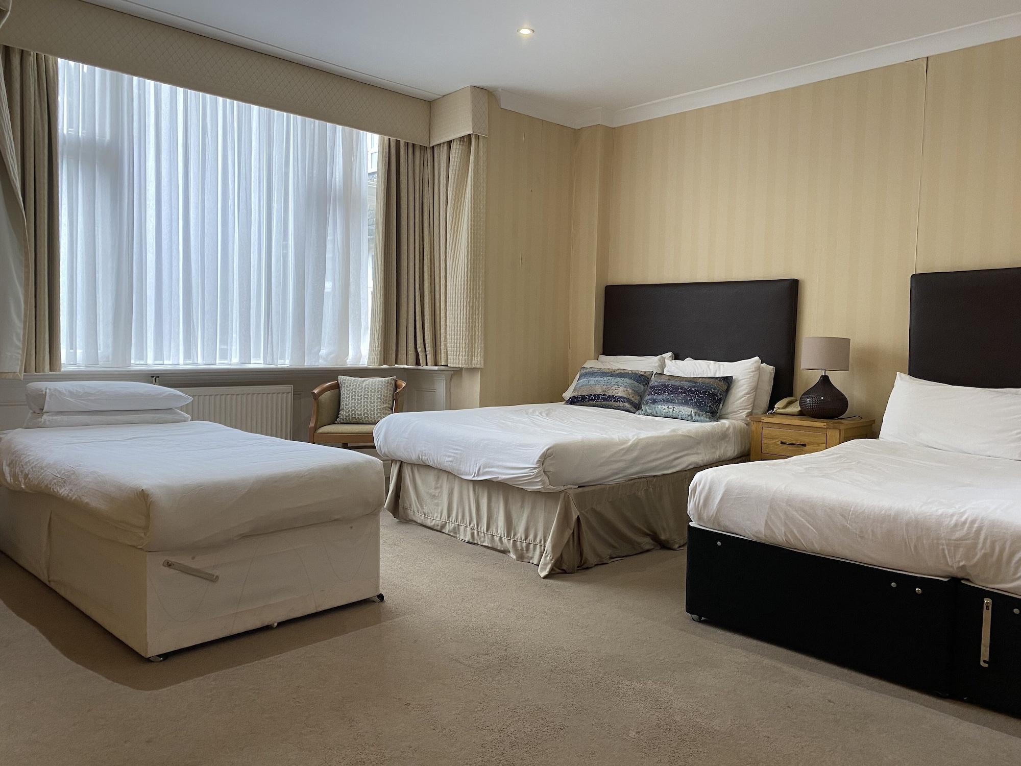 בורנמות' Hinton Firs Hotel מראה חיצוני תמונה