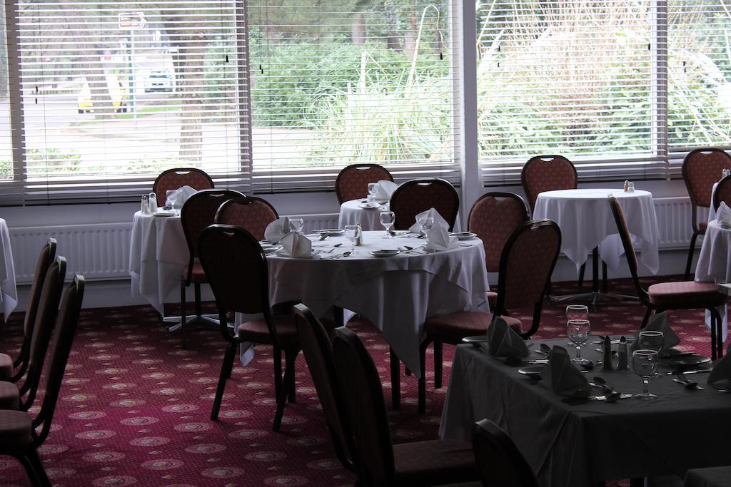 בורנמות' Hinton Firs Hotel מראה חיצוני תמונה